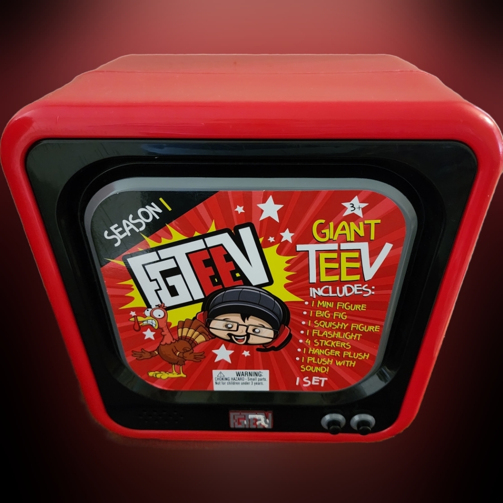🦋 FGTV TV Case with Merch, red